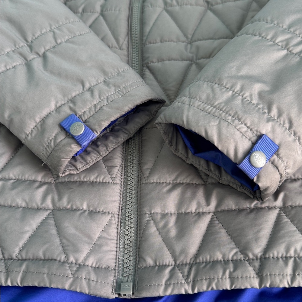 The North Face Blue and Black Jacket - Picture 3 of 7